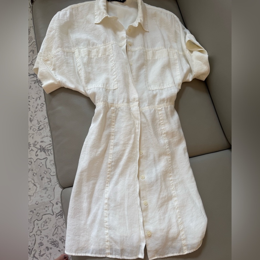 Cool touch poly voile off white spring summer dress in button down